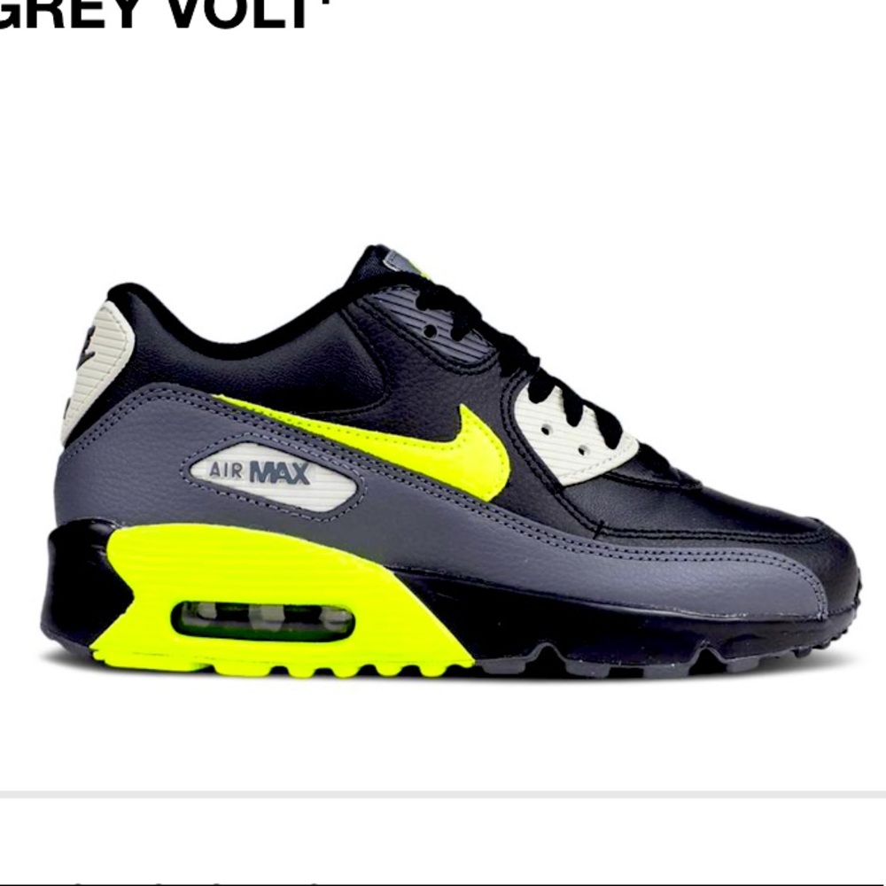 Air max 90 “Dark Grey Volt” size 11 toddler